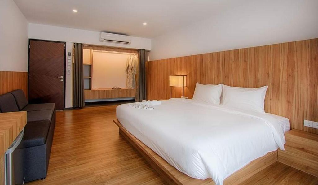 Lot 33 Boutique Hotel Pantai Cenang  Dış mekan fotoğraf